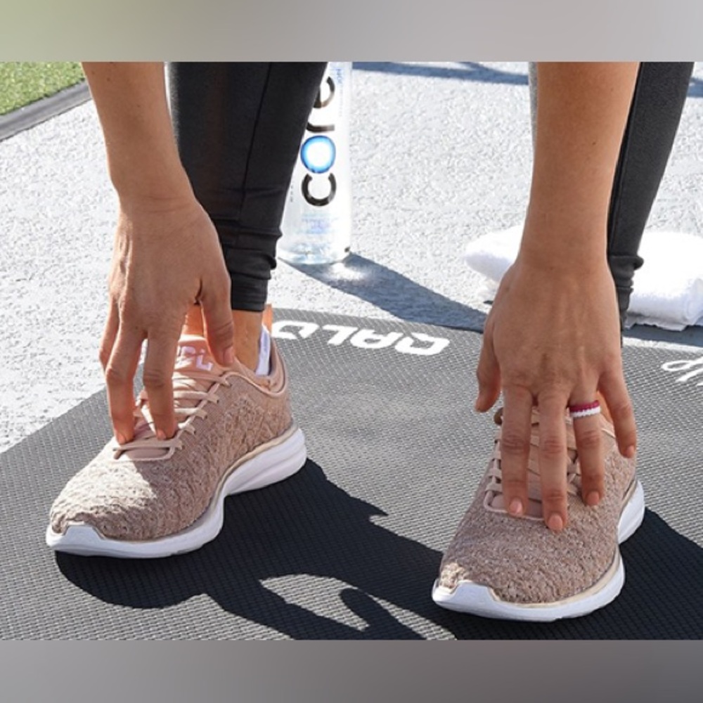 APL TechLoom Phantom Pro Women's Rose Gold Sneakers Running Shoes - Picture 3 of 16